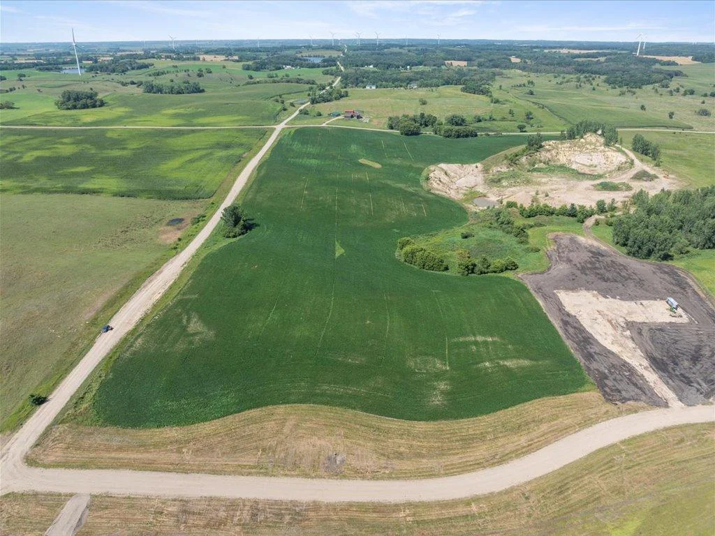 06-DJI_20240801142448_0455_D.jpg