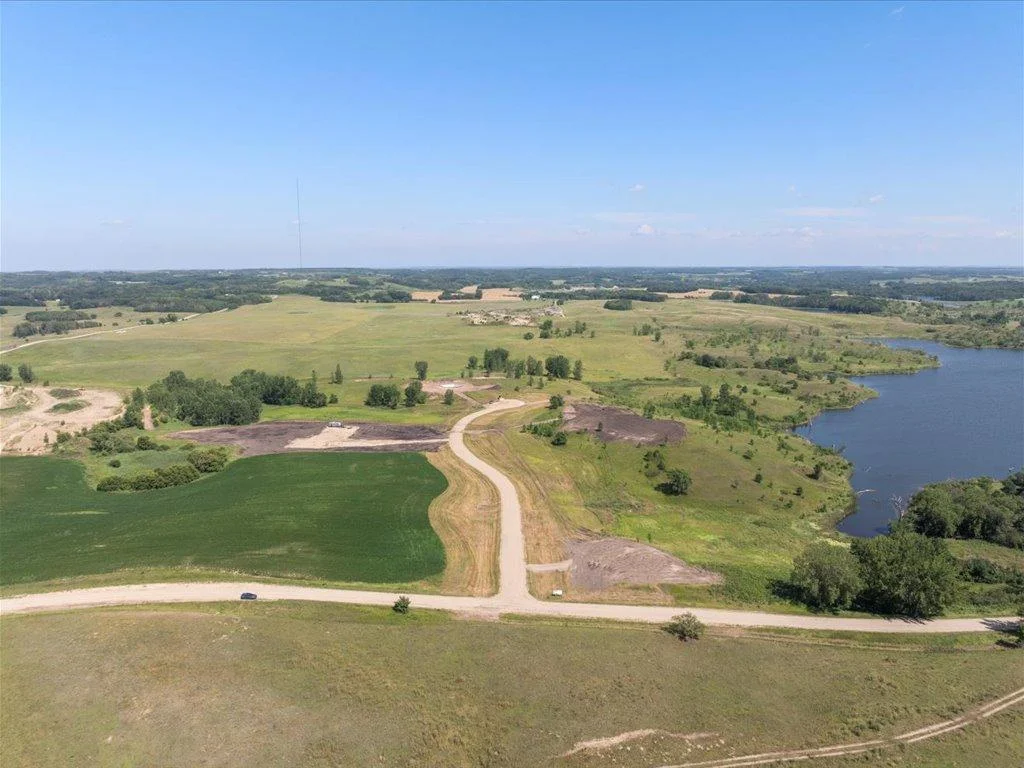 01-DJI_20240801142025_0436_D.jpg
