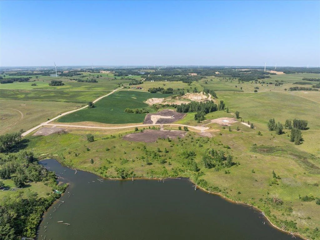 16-DJI_20240801142935_0490_D.jpg