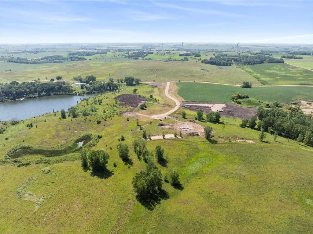 09-DJI_20240801142635_0467_D.jpg