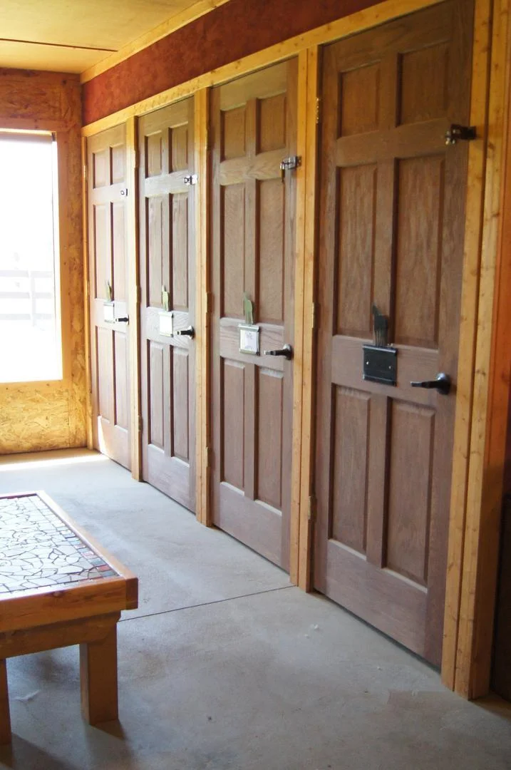 Barn 1 tack lockers