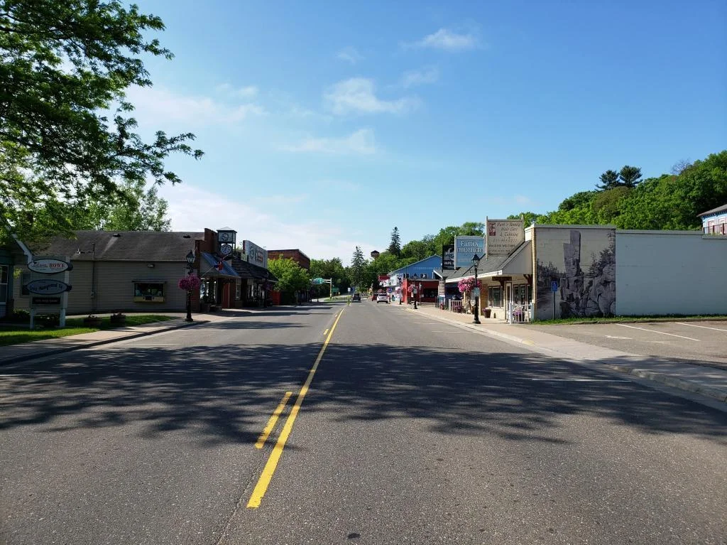 High visibility on the main street through town. High traffic and visibility.