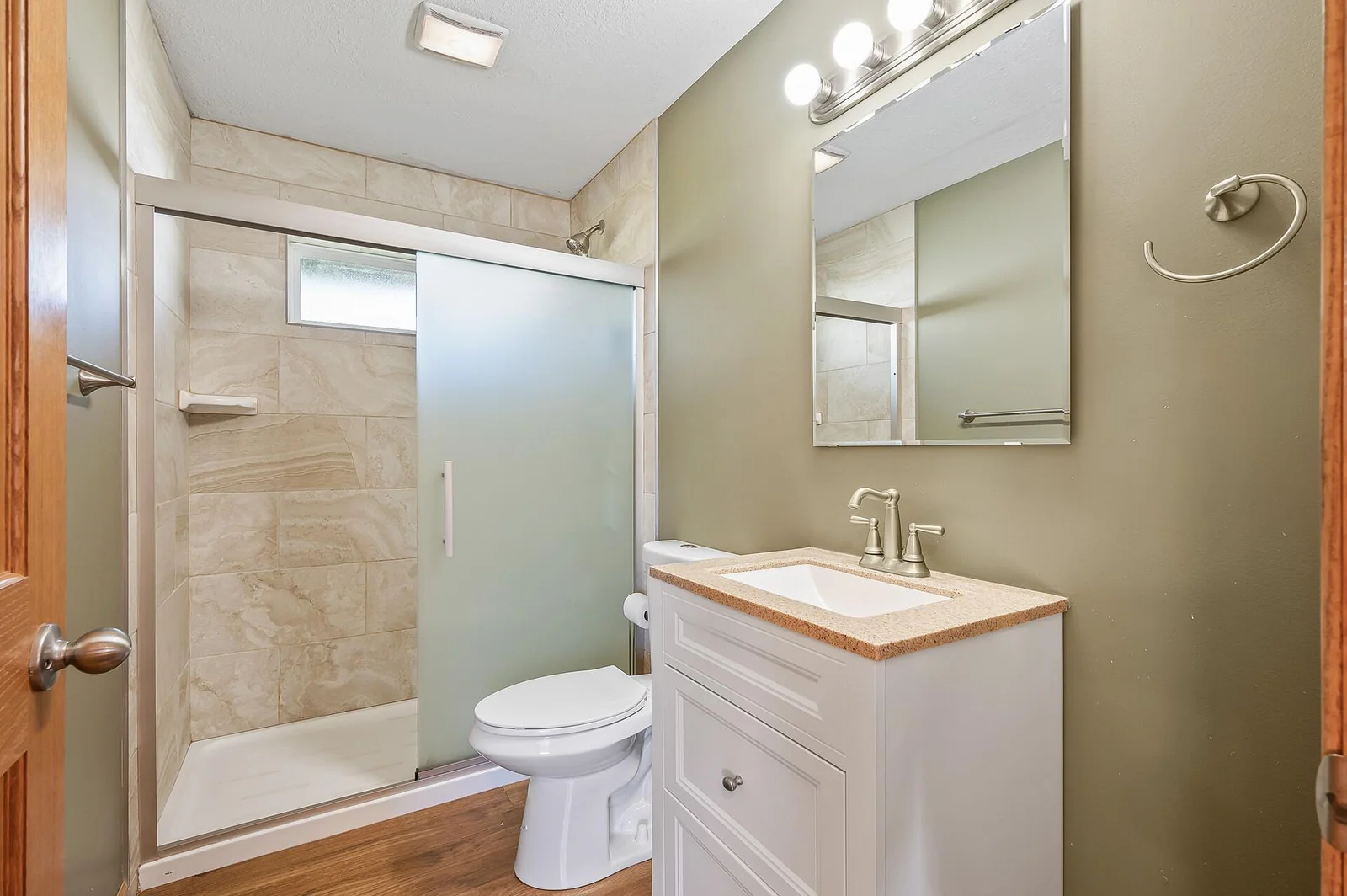 Cabin bathroom