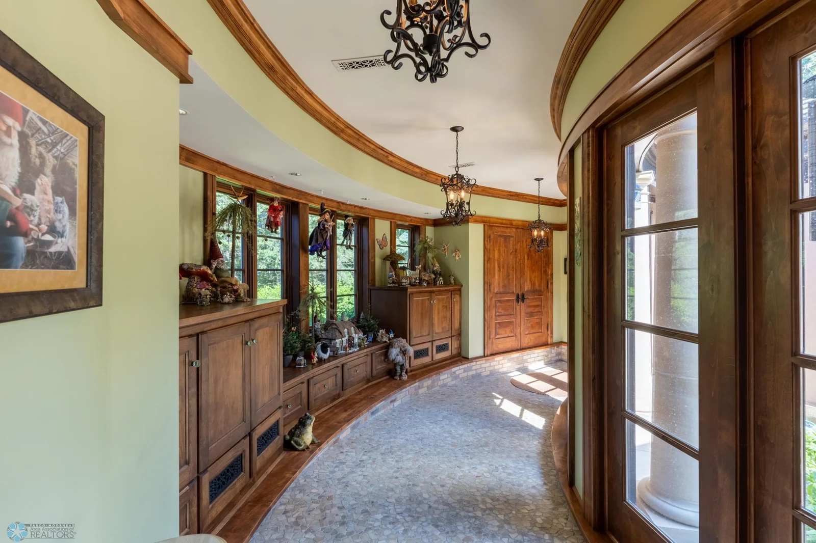 Breezeway to Garage