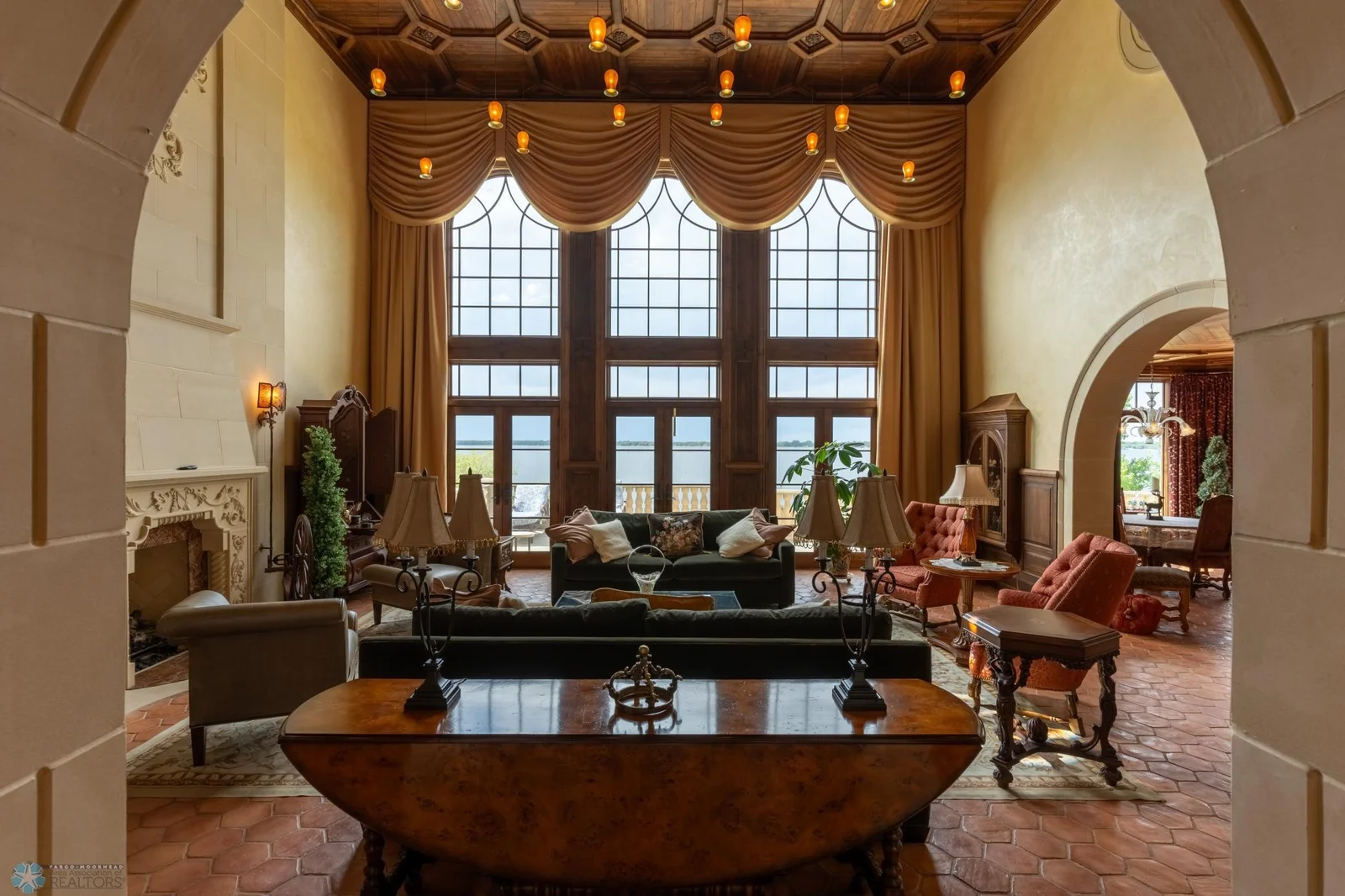 Living Room view from Entry.jpg