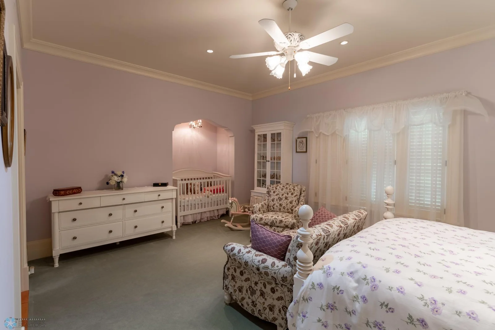 Main Floor Bedroom2 w 3/4 bath