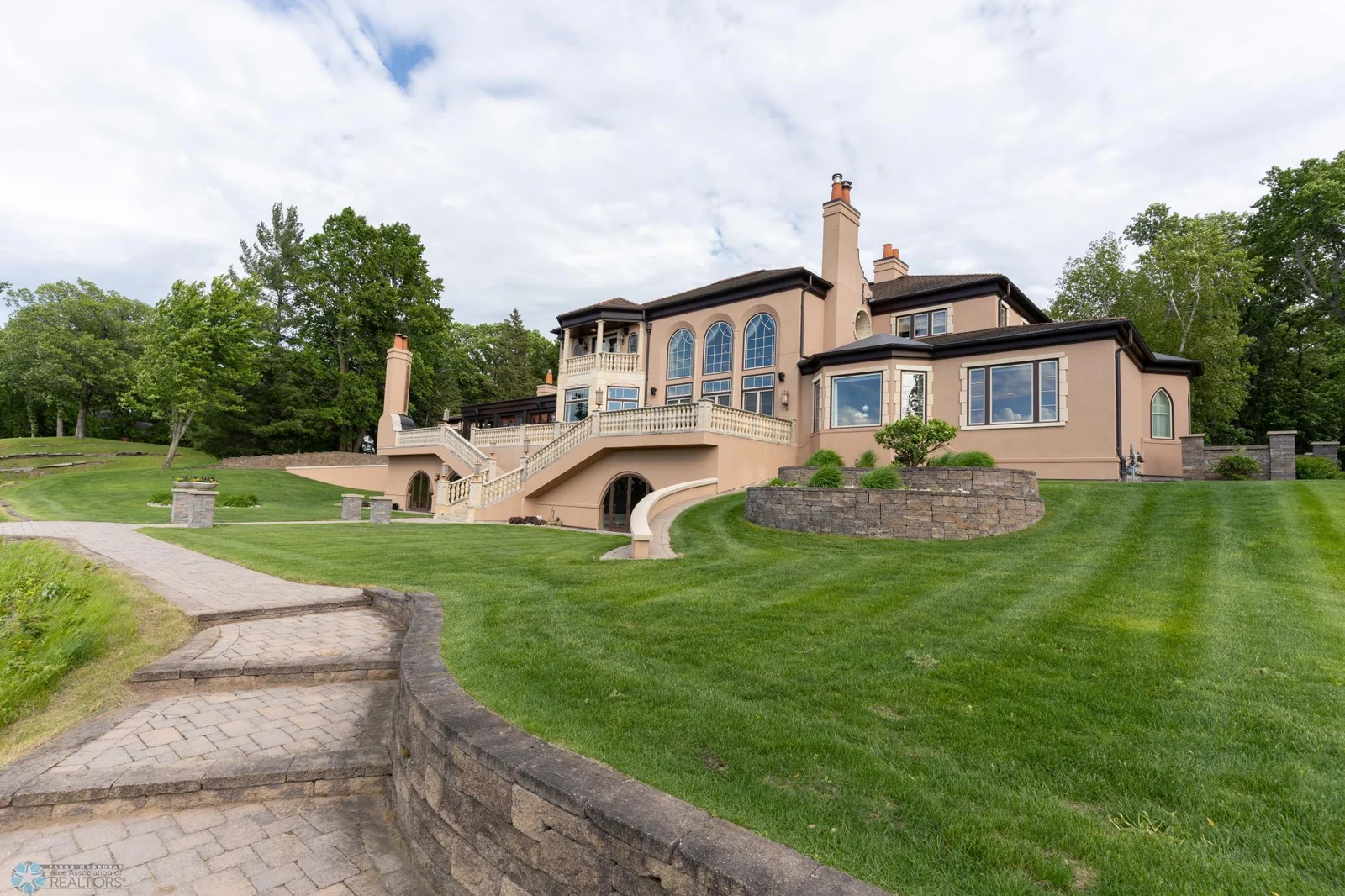 Lakeside Exterior