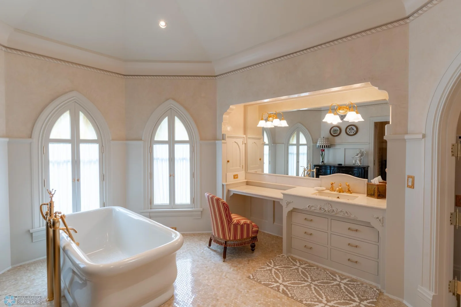 Primary Suite Bath