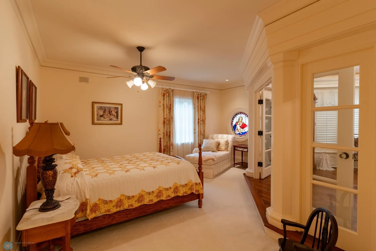Upstairs Bedroom2.1