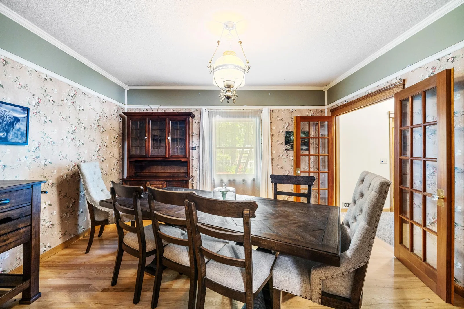 Formal Dining