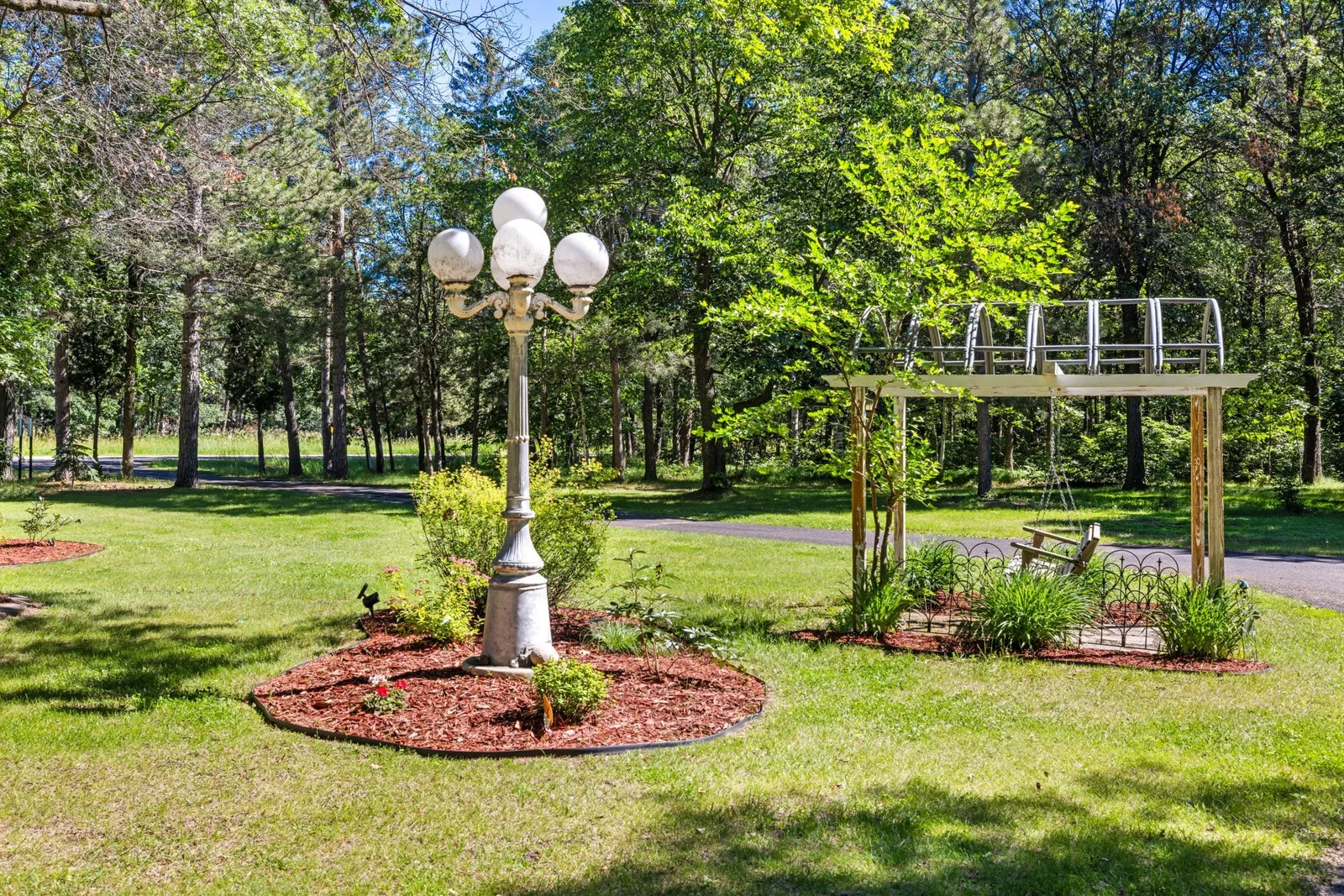 Exterior Landscaping