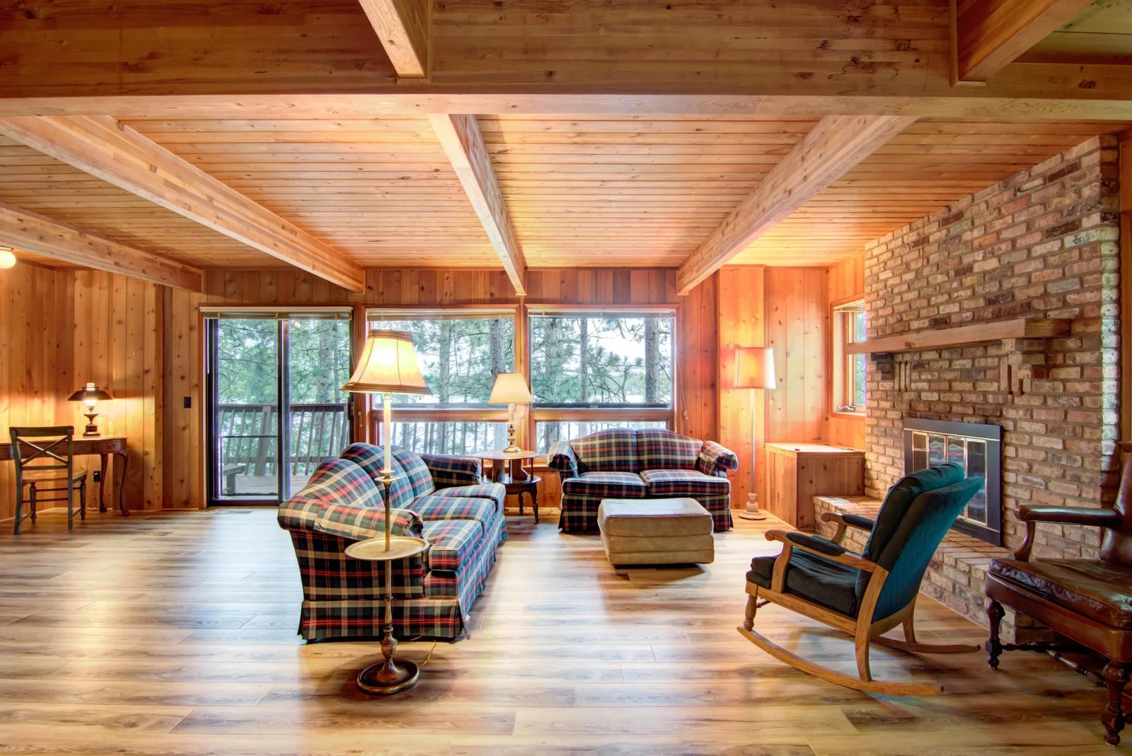 Beautiful beams and architecture throughout the inside.