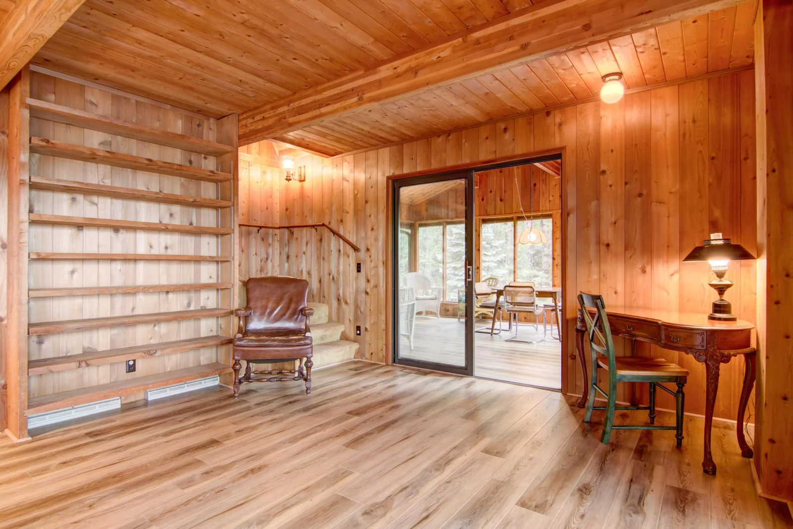 Looking into Screen Porch