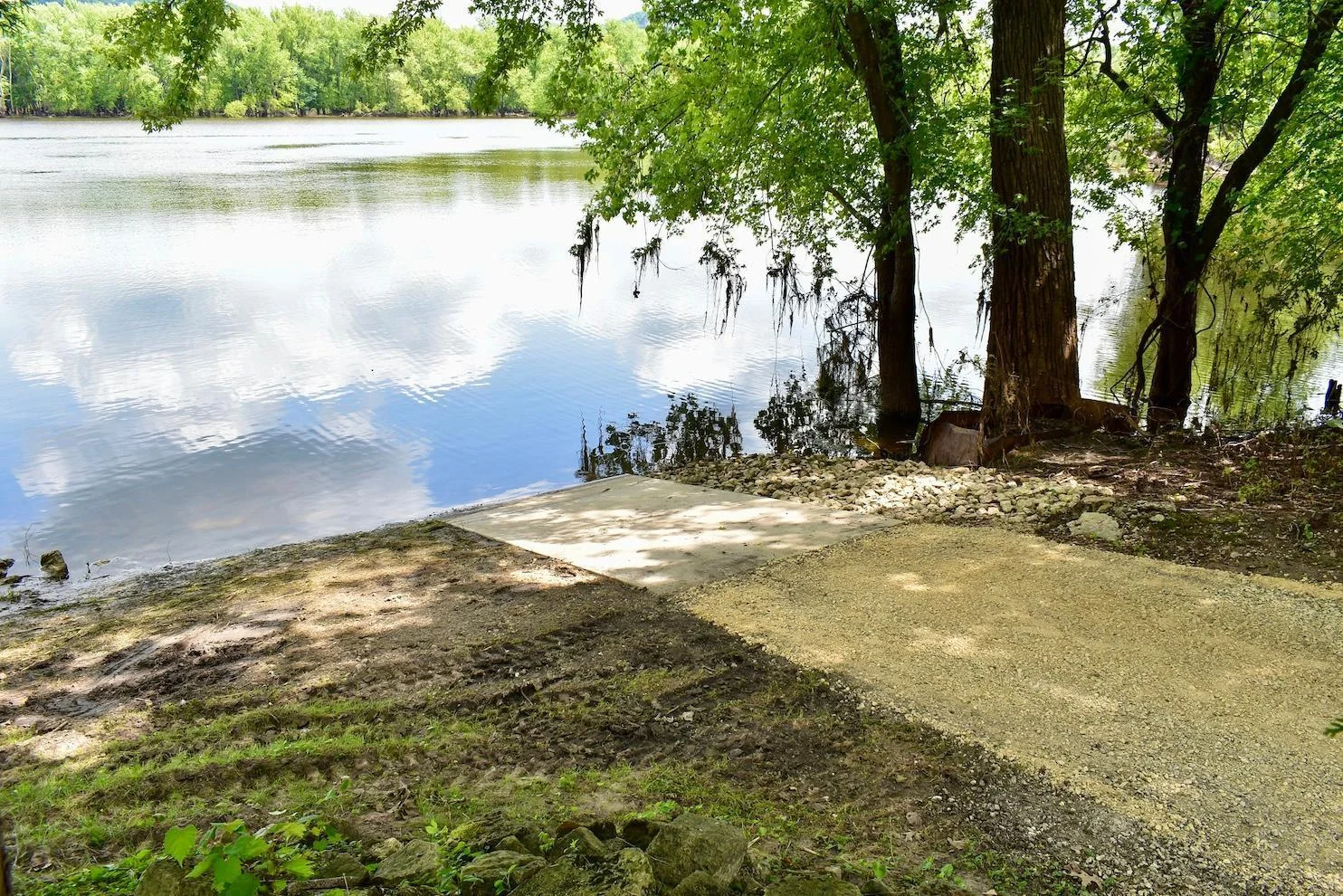 32 Boat landing.jpg