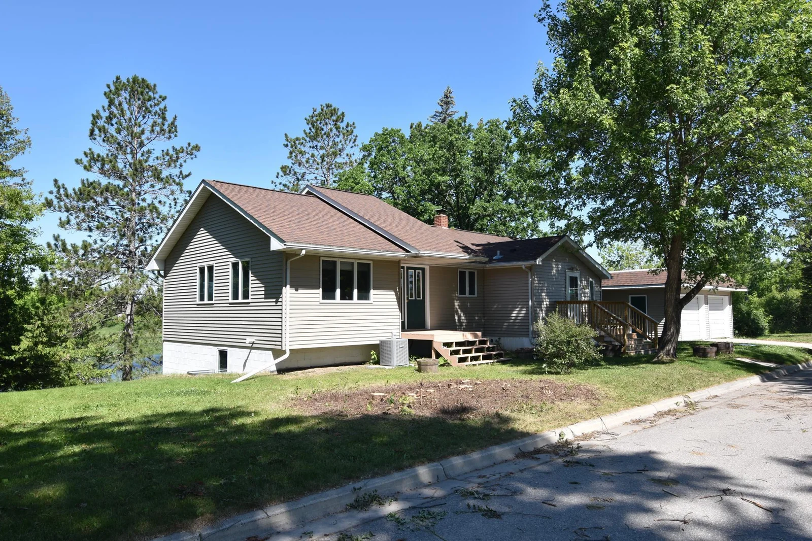 Photo 1 of 205 2nd