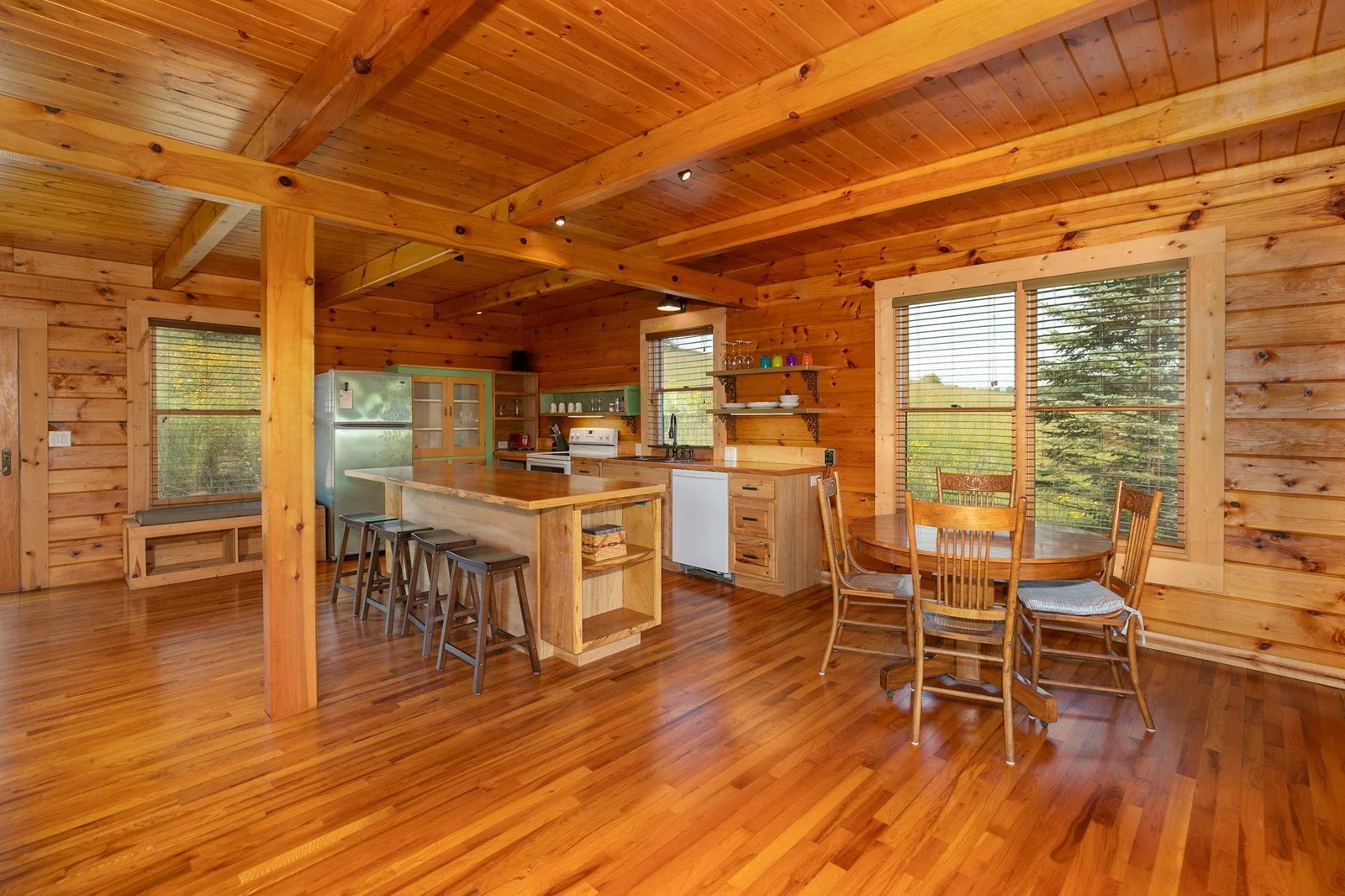 13-web-or-mls-14-Dining Room.jpg