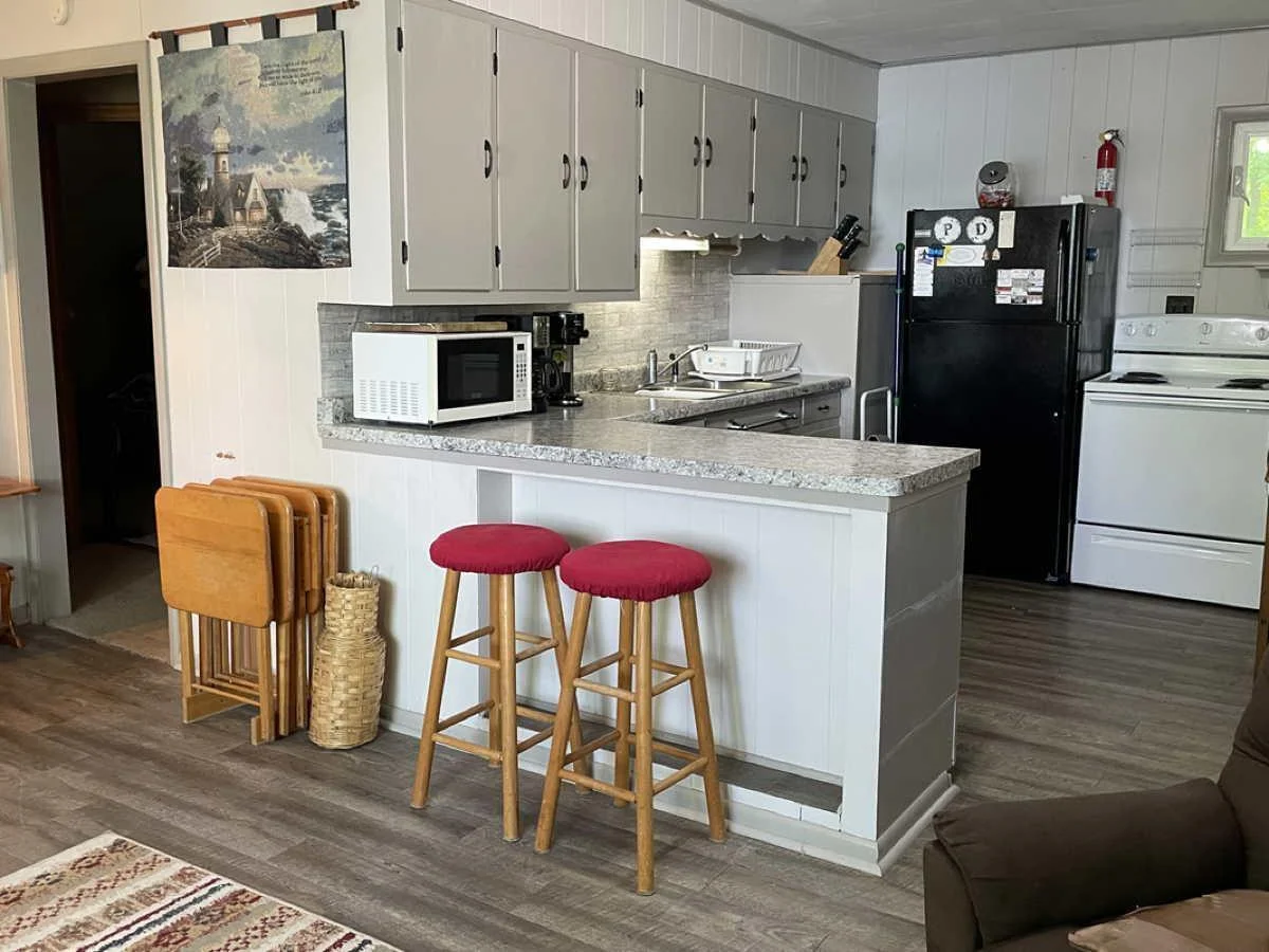 26 Winterhaven #1 kitchen.jpg