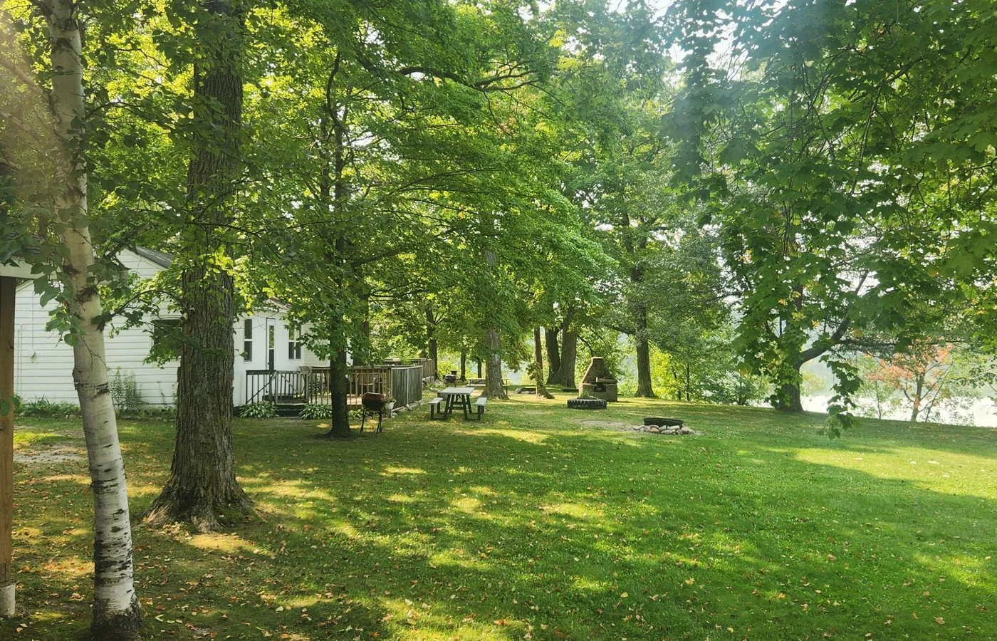 47 Winterhaven lakeside.jpg