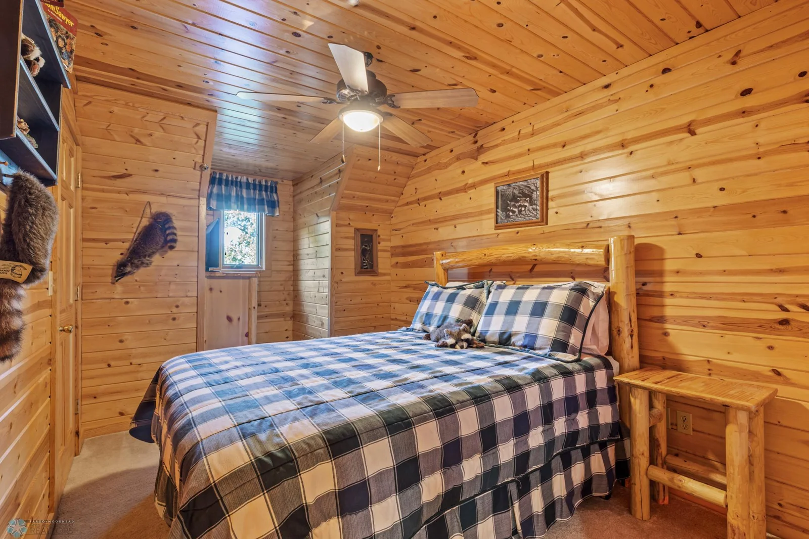 Upper Bedroom 2