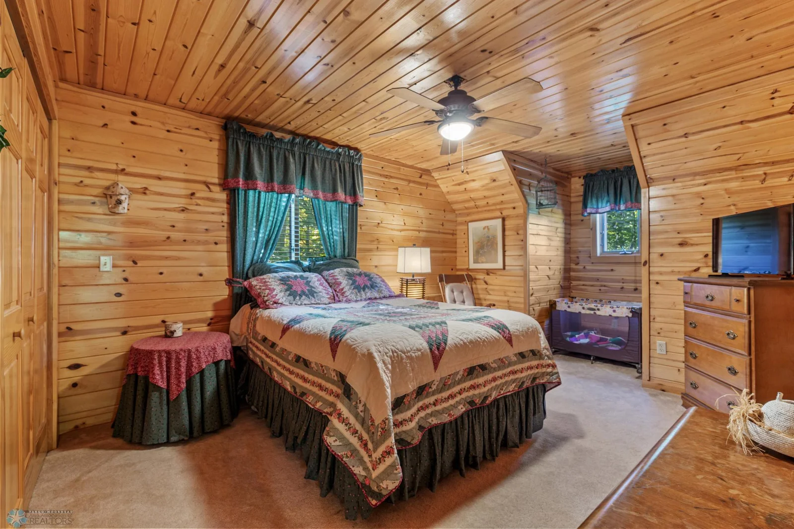 Upper Bedroom 4