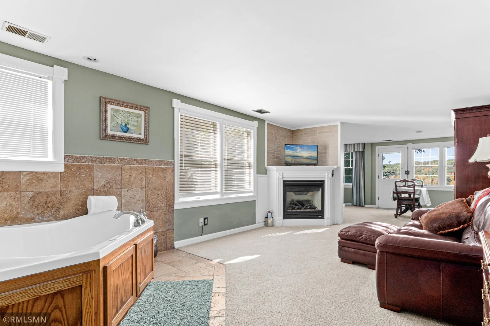 St. Croix Valley Inn-45.jpg