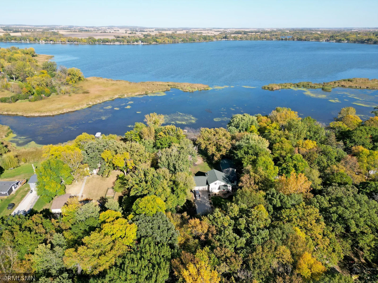 Great mixture of lake and country. The lake is located out in rural setting so the drive home will be a peaceful one.