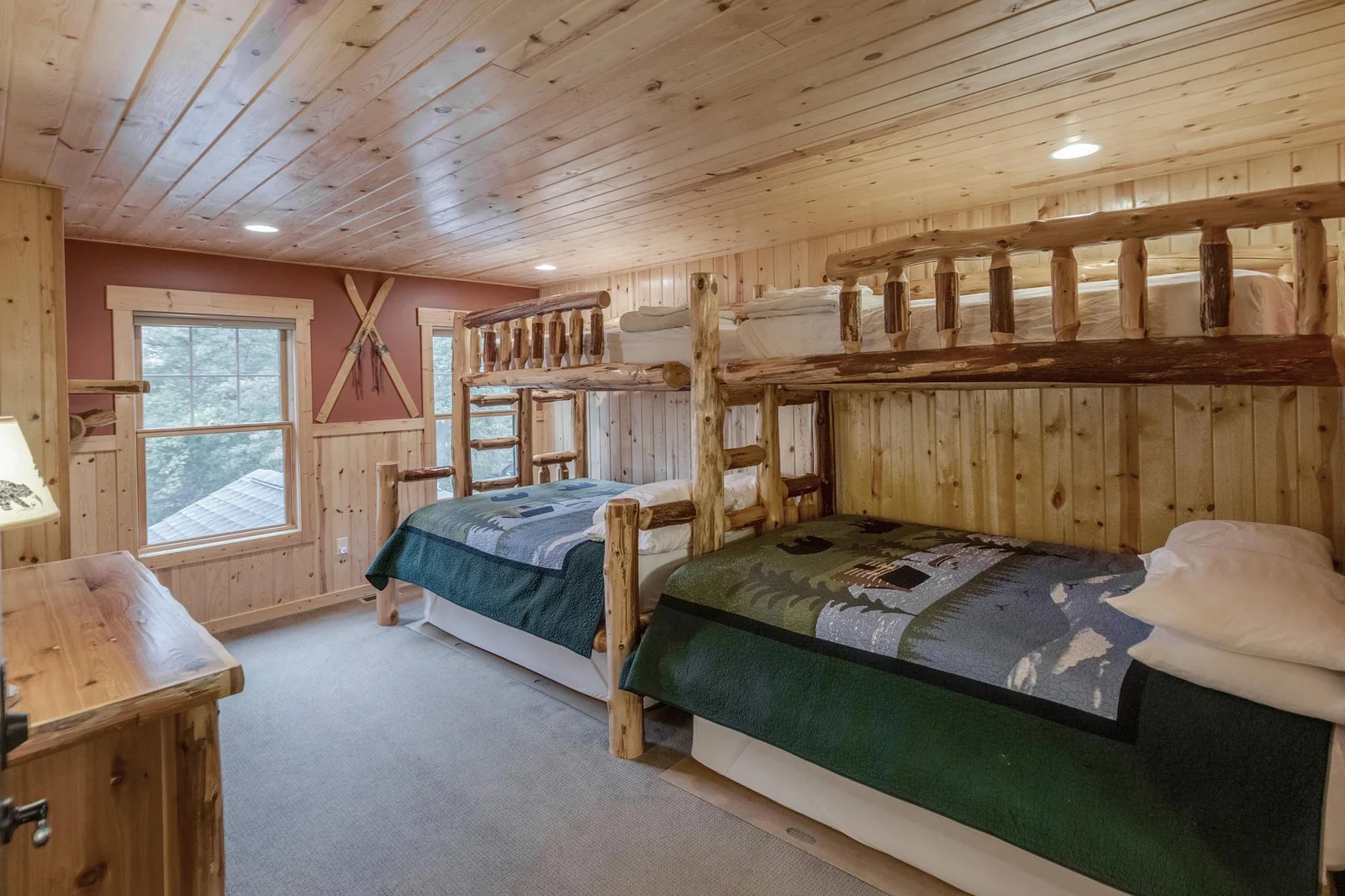 upper bedroom sleeps 6