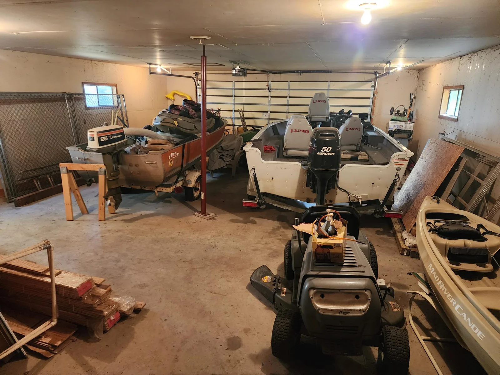Garageb.jpg