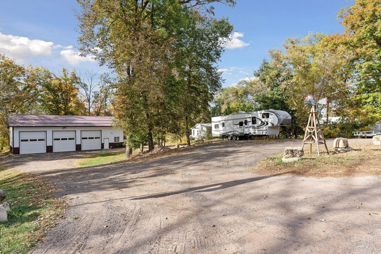 RV hook up, septic clean out next to camper, spigot for water connections!