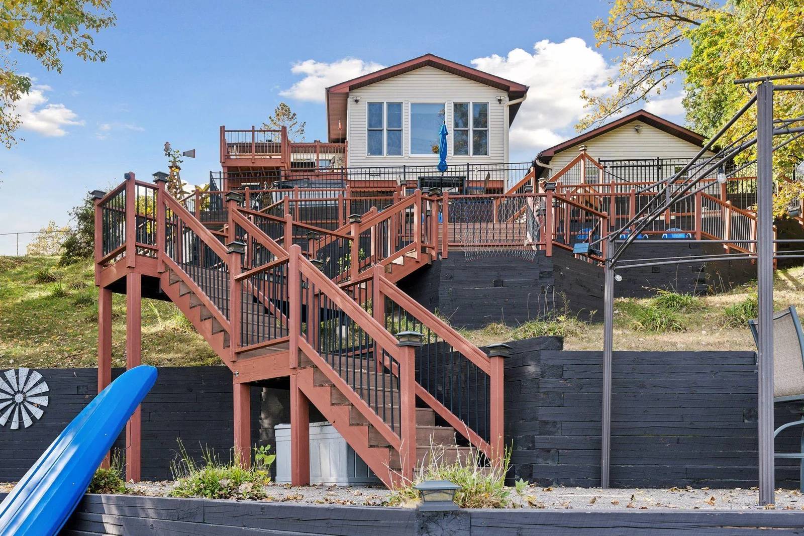 Multi level patio areas.