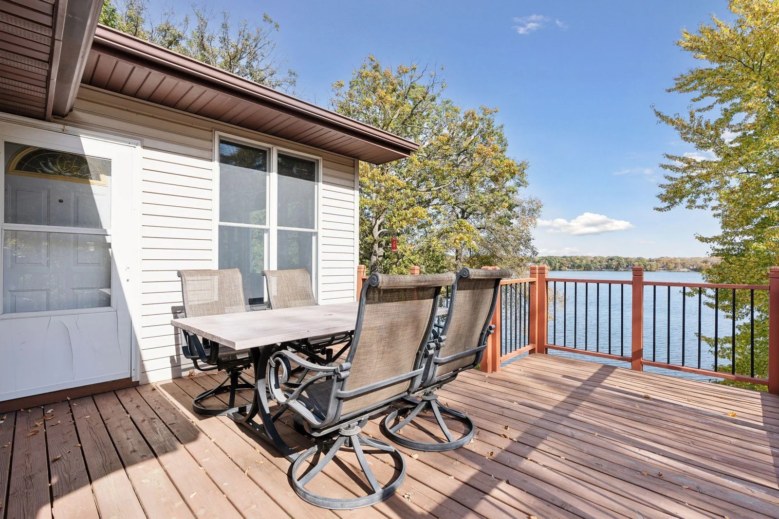 This patio set can stay if interested.