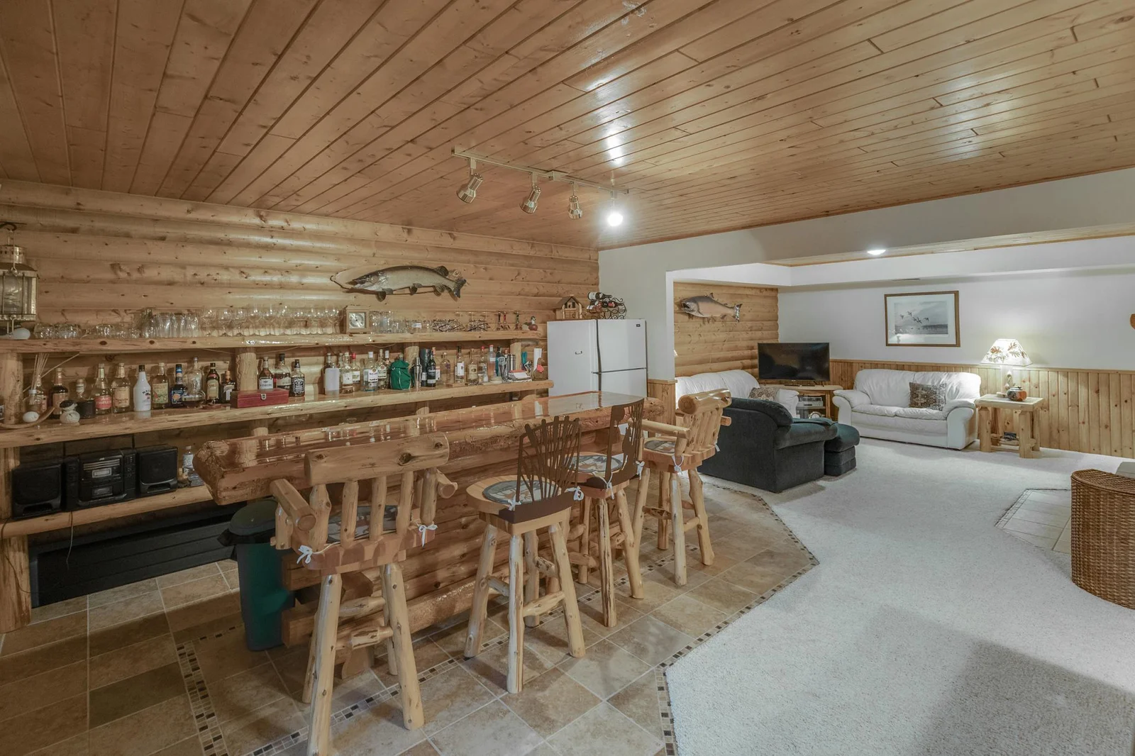 Built in Bar