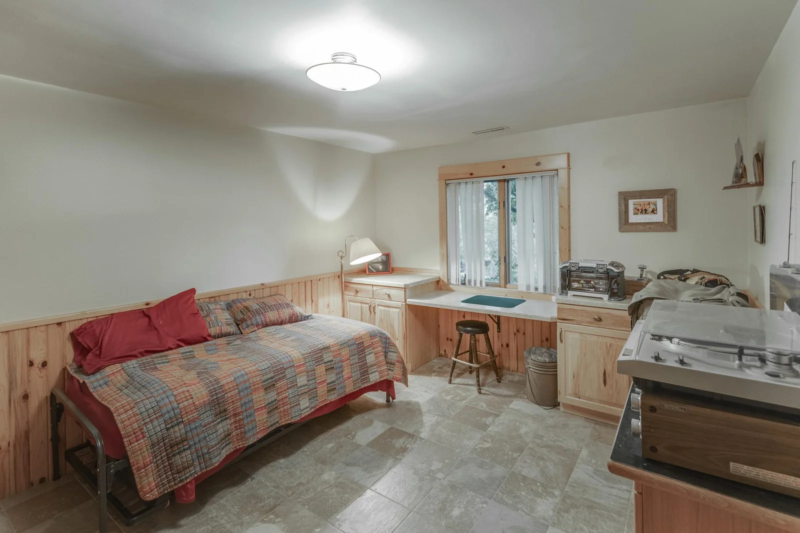 lower Level Bedroom / Den