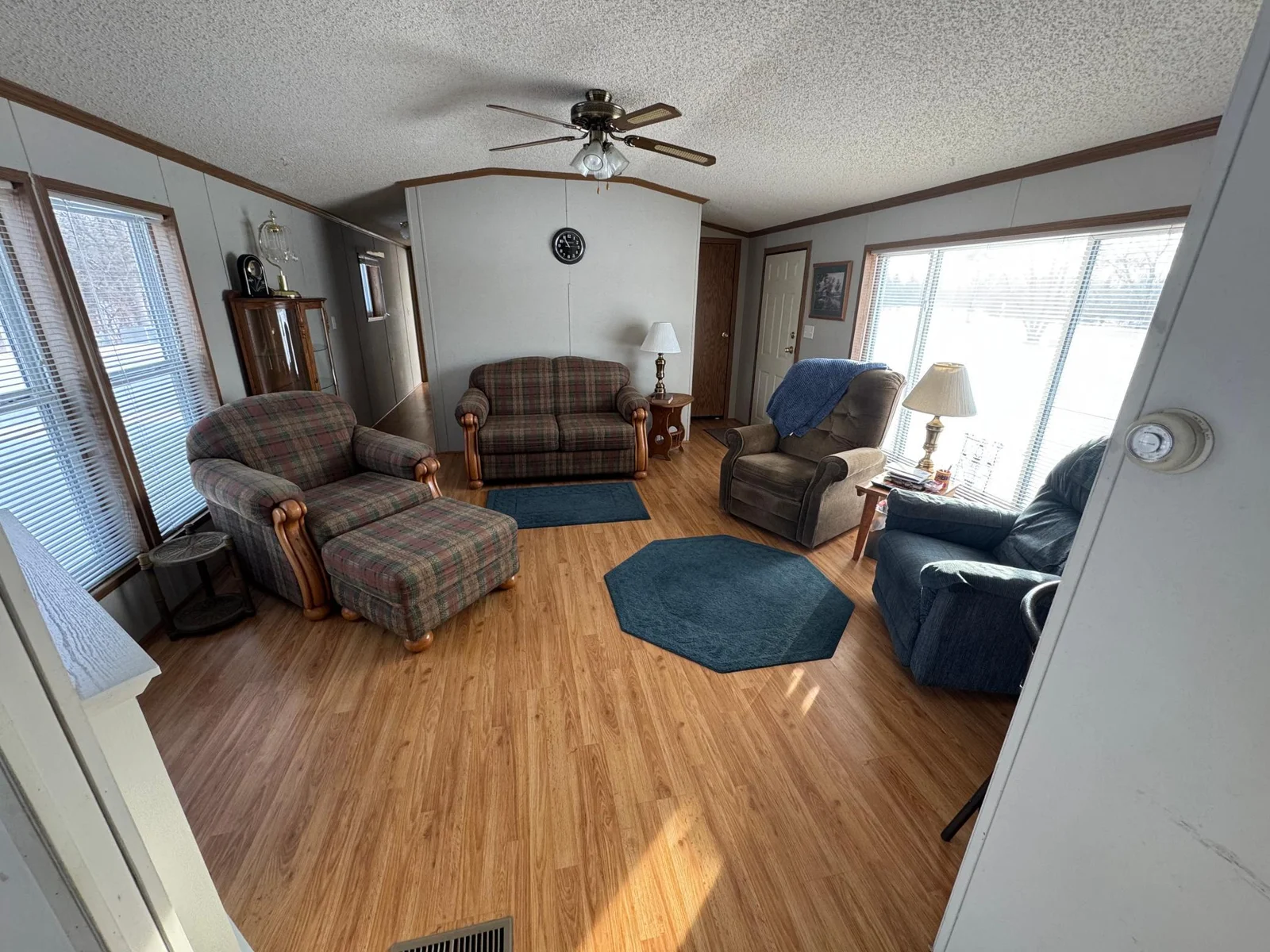 Living Room.jpg