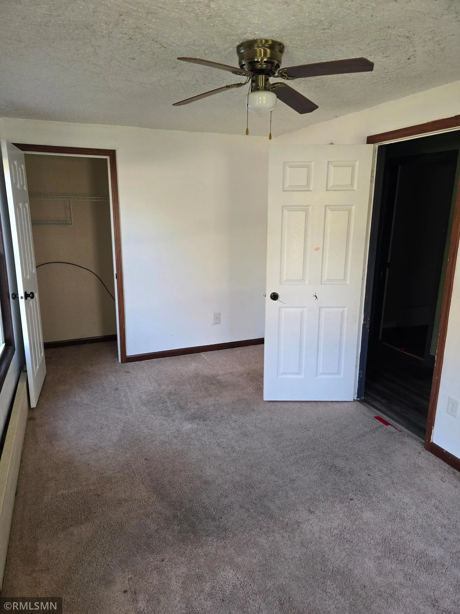 bedroom 1 pic 2.jpg