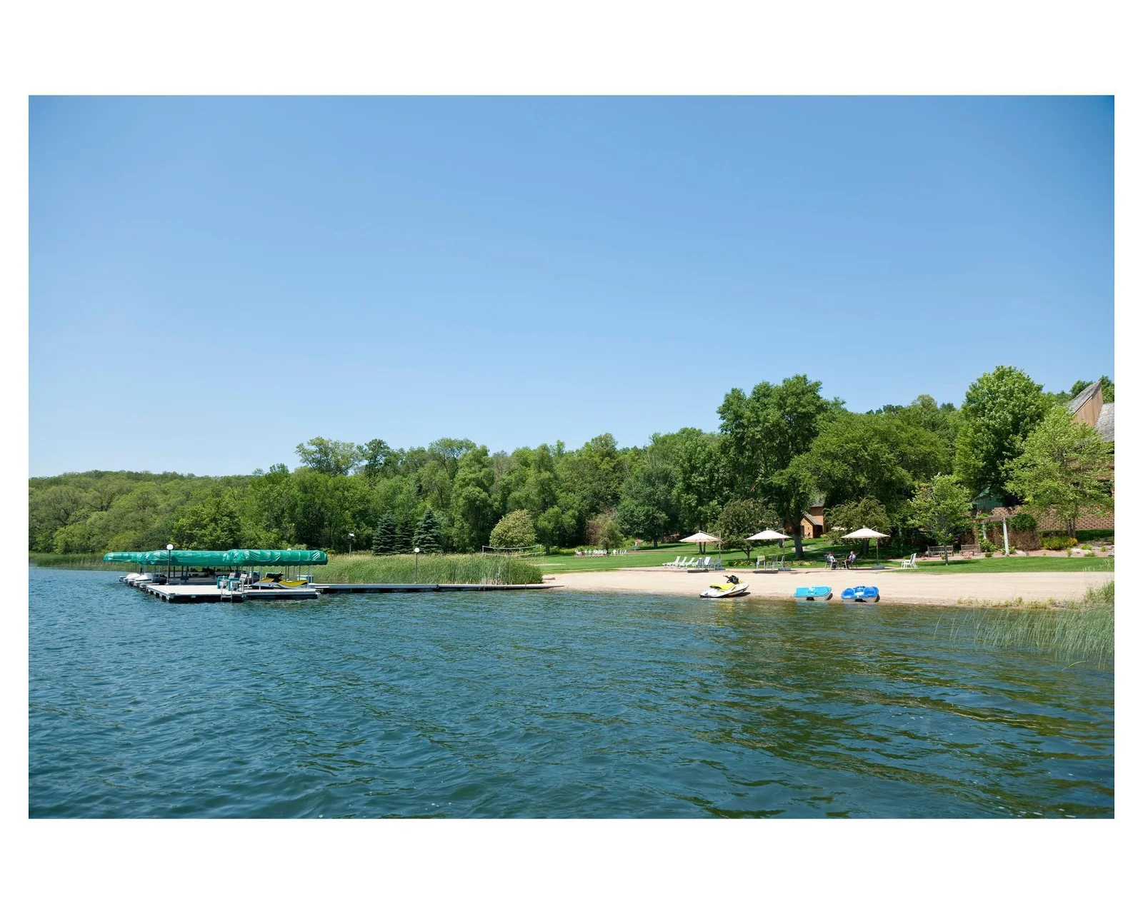 Big Chip is known for it's crystal clear waters. Recent DNR reports list Big Chip's clarity at 11 ft