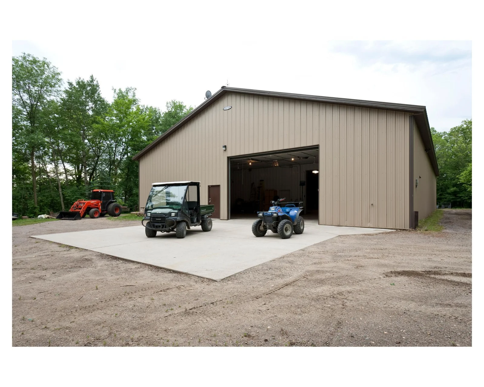Keep all your toys in the pole barn with two electric gas storage tanks