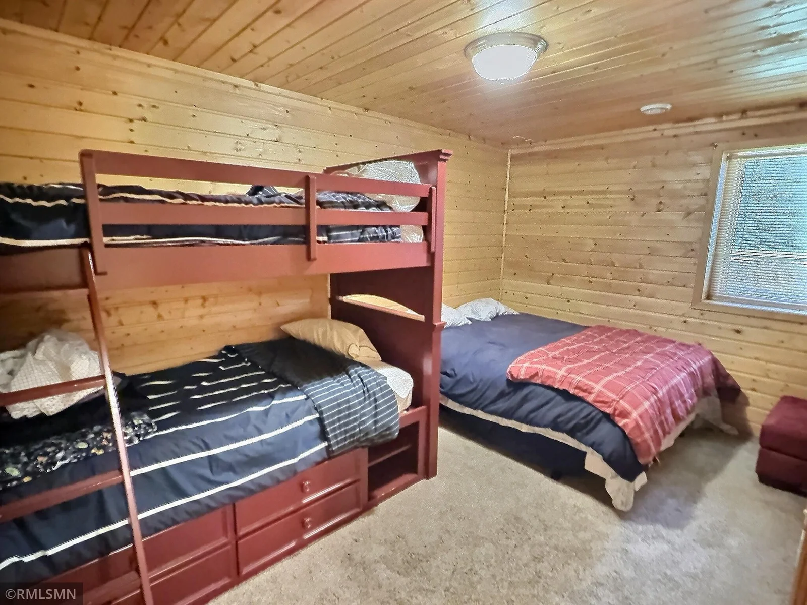 Have plenty of space for overnight guests with the lower level third bedroom, imagine the possibilities.