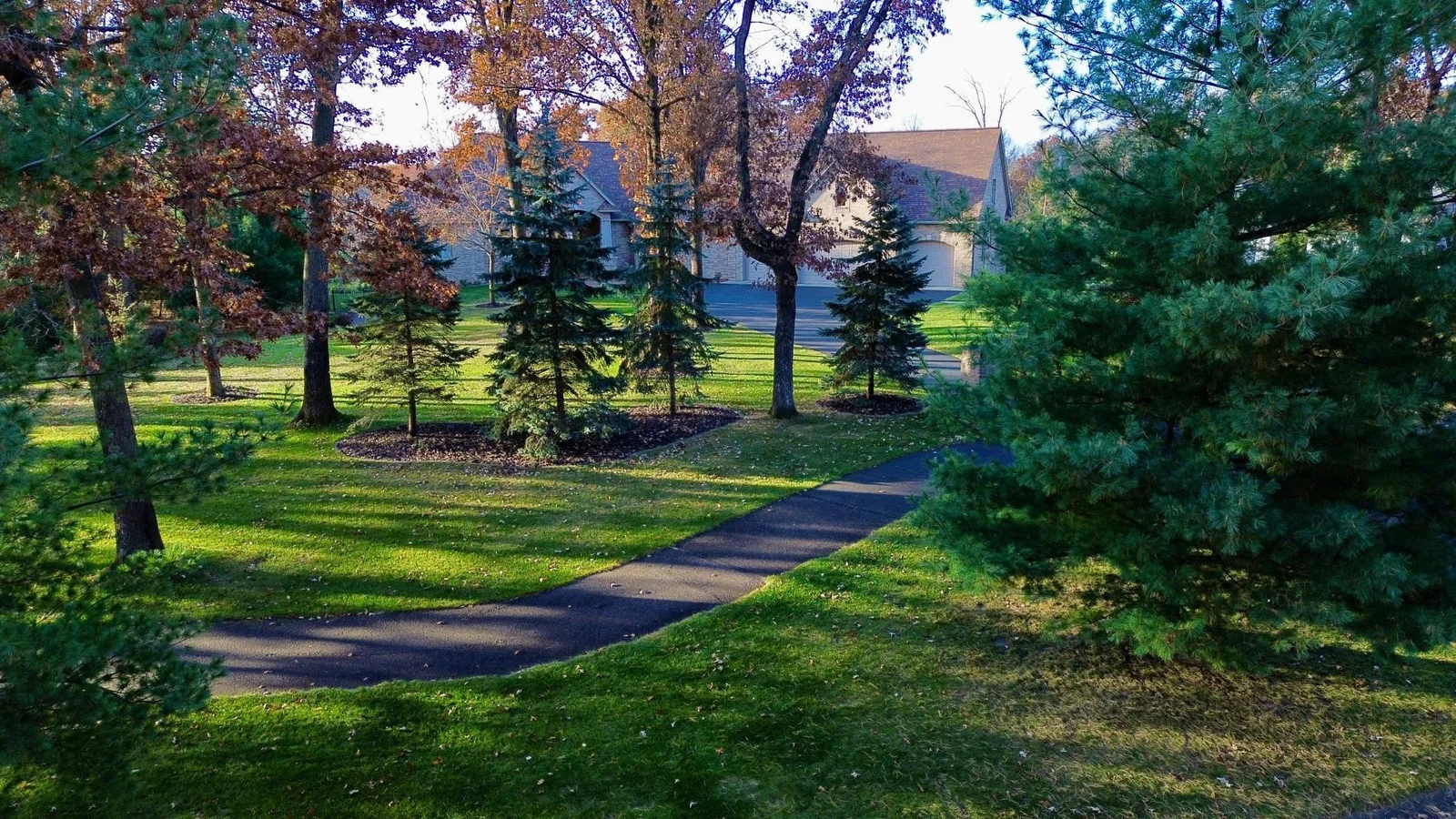Nearly 5 miles of association maintained walking paths