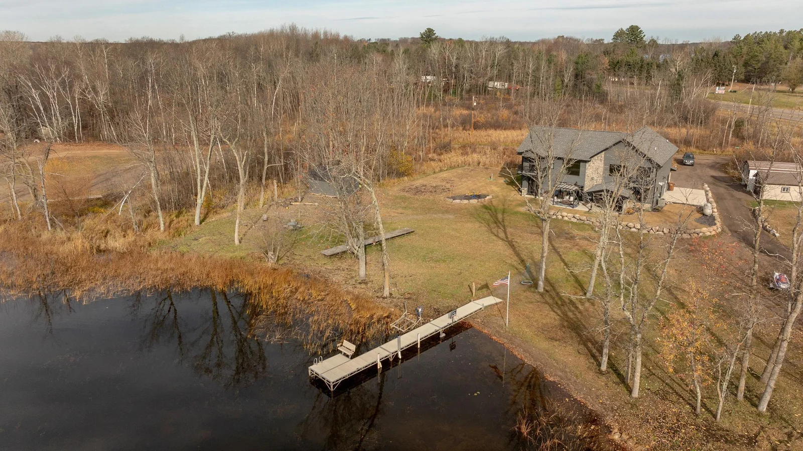 Lake level lot.