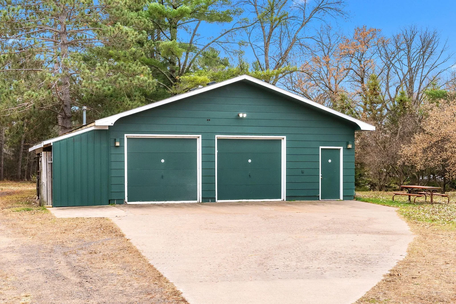 Garage.jpeg