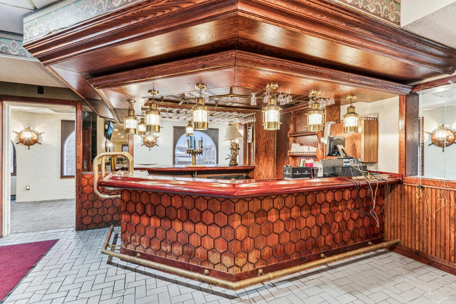Upper Level Banquet Bar