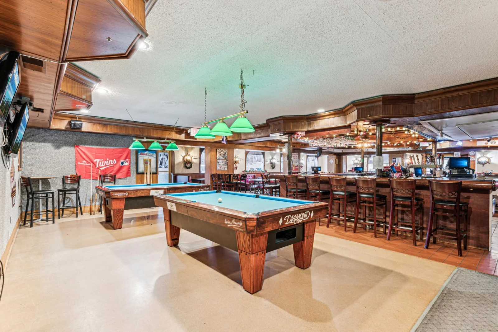 Marina Bar