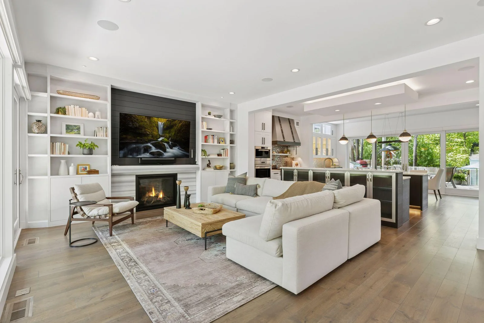 Open concept living room/kitchen/dining
