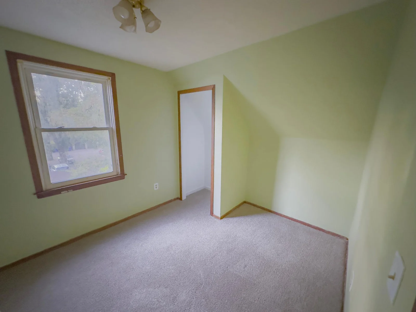 08Bedroom2.jpg