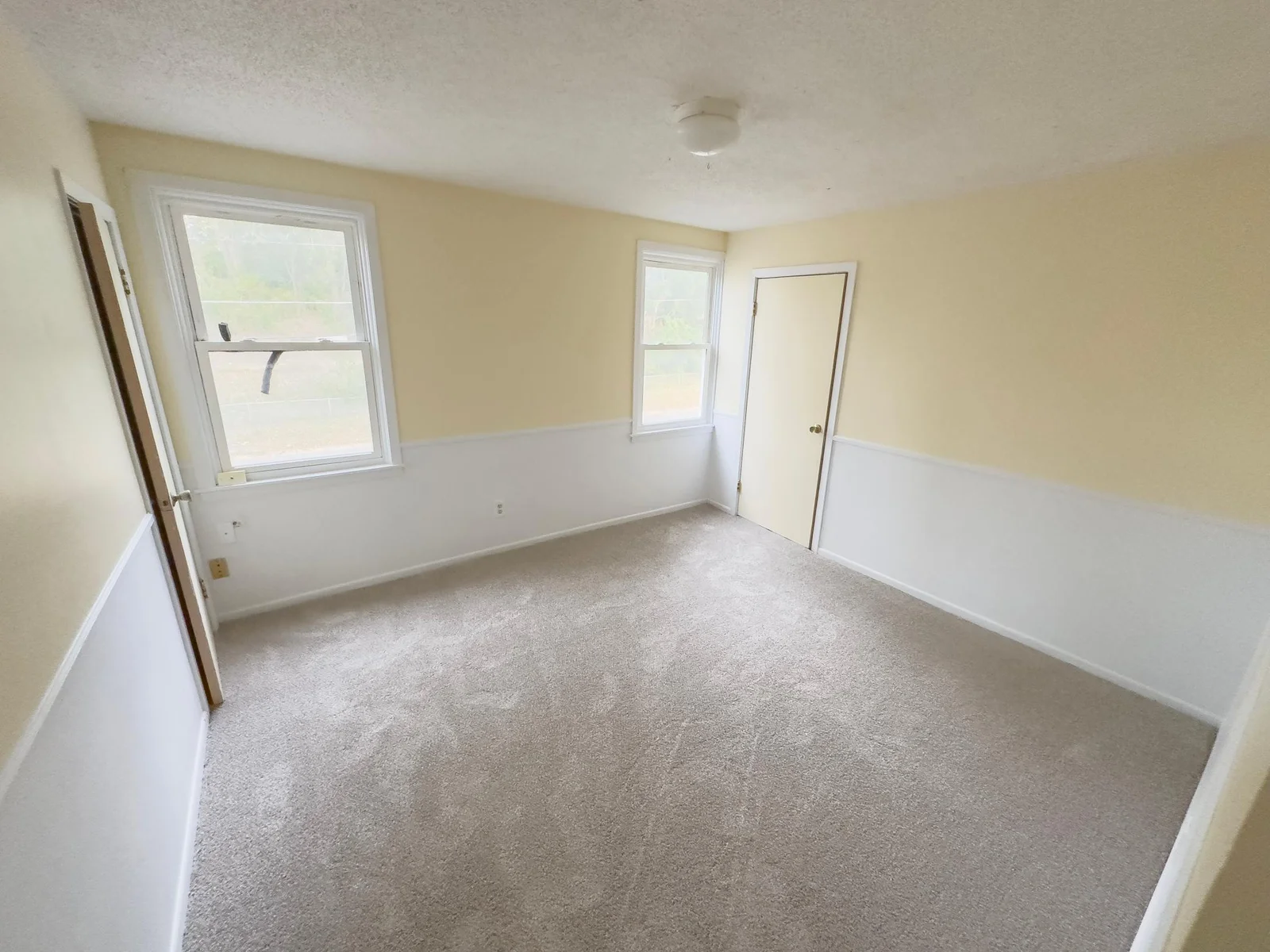 06Bedroom1.jpg