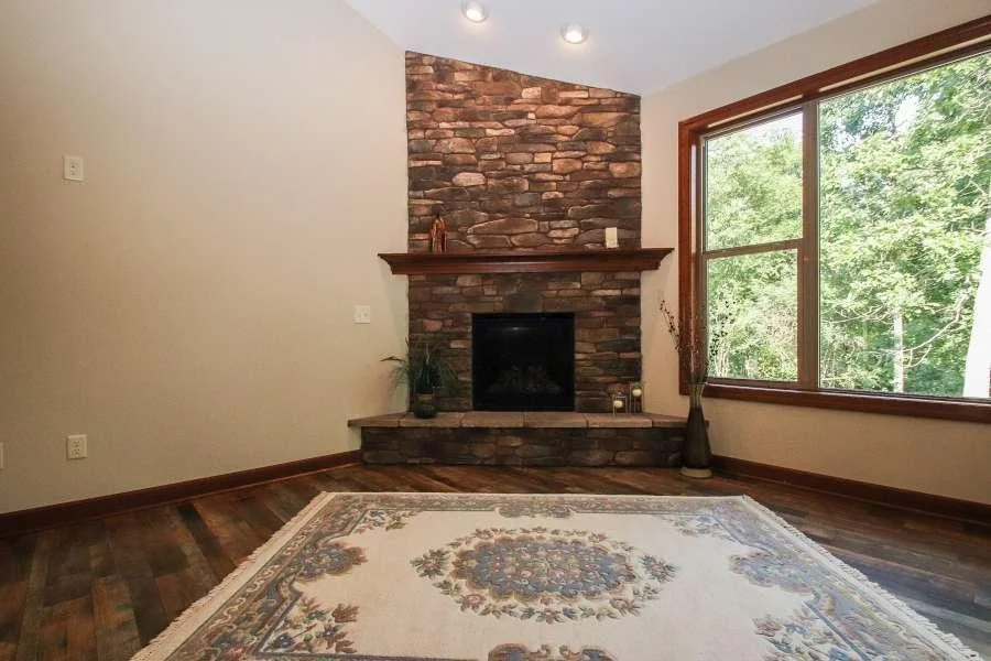Fireplace.jpg