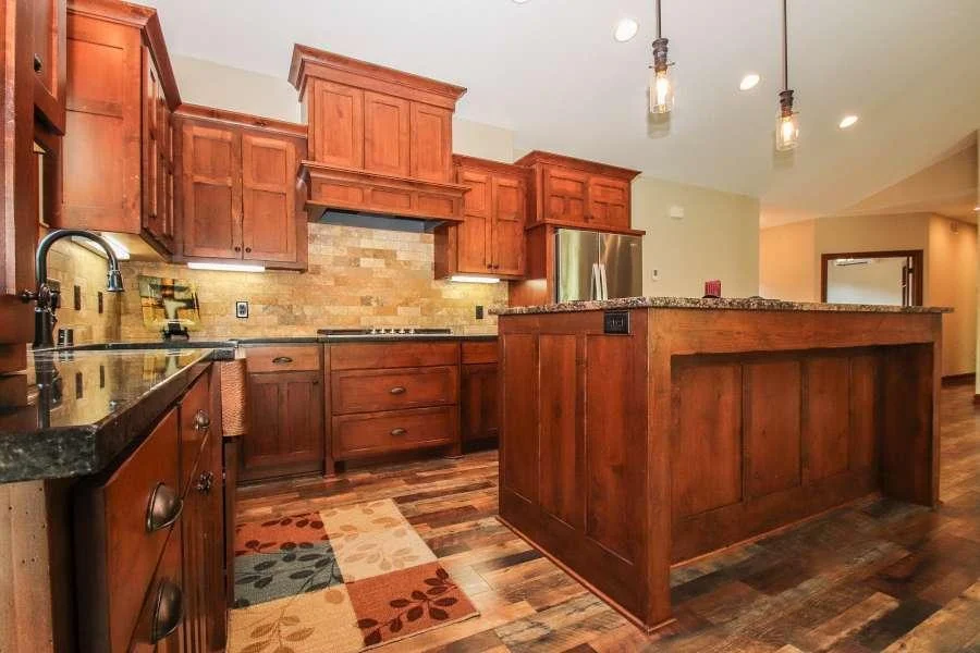 Kitchen 1.jpg