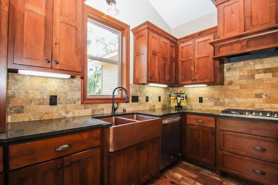 Kitchen 3.jpg
