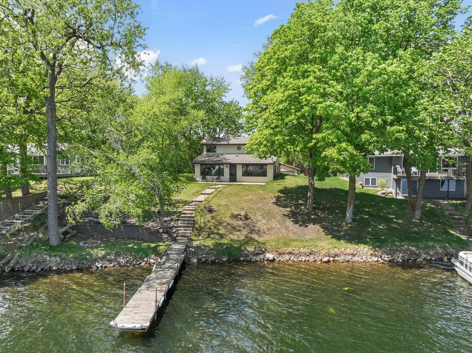 75' of good lake frontage